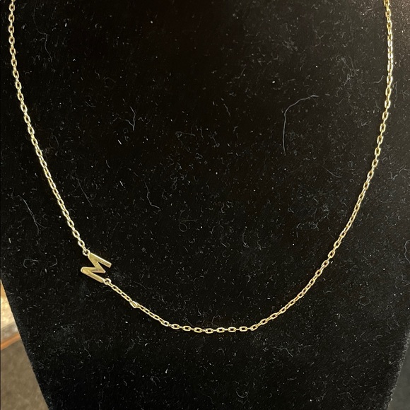 J. Crew Gold 'M' Initial Necklace - Picture 1 of 3